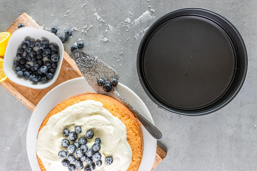 Cake Tin Set
