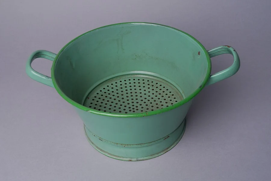 Celebration Colander
